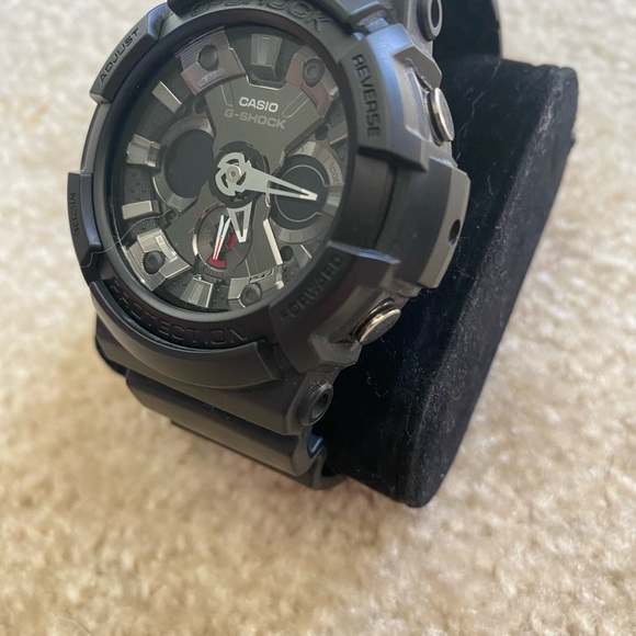 Black G-Shock Watch - Picture 3 of 7